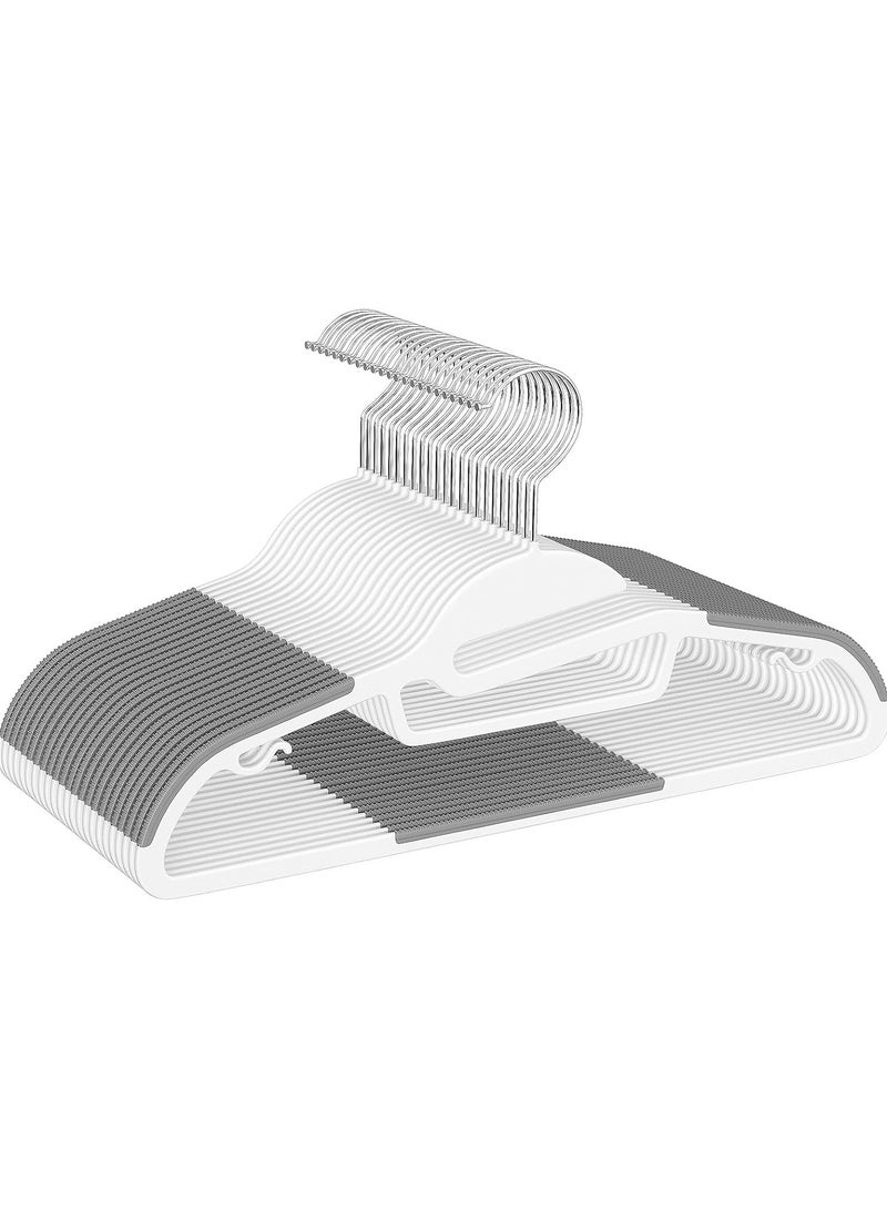 كيتشينو شماعات بلاستيكية ، 30 قطعة، رفيعة وموفرة للمساحة، شماعات ملابس غير قابلة للانزلاق مع وسادات مطاطية، شماعات معطف متينة للخزانة، شماعات على شكل حرف S للقمصان والبدلات والسراويل والتنورة - Image 1